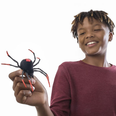 Robo Alive Crawling Spider Glow In the Dark Robotic Toy by ZURU